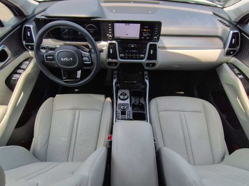 Used 2023 Kia Sorento SX Prestige AWD/4WD image 16
