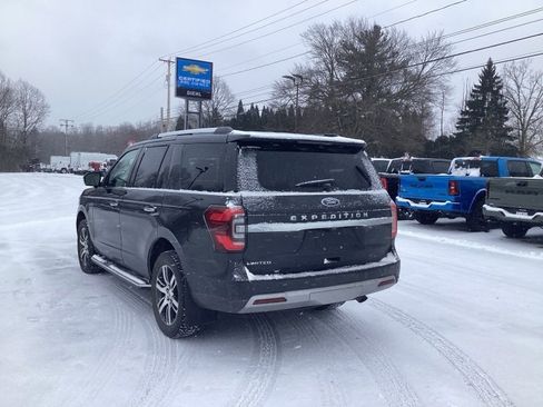 Used 2022 Ford Expedition Limited image 5