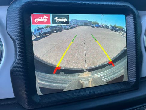 Used 2021 Jeep Wrangler Unlimited Rubicon w/ Trailer Tow Package image 29