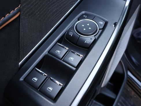 Used 2023 Ford F150 Platinum w/ Equipment Group 701A High image 8