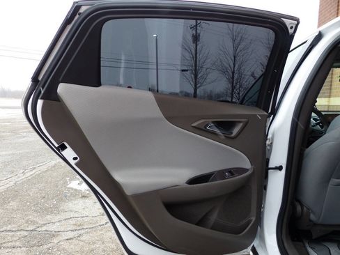 Used 2021 Chevrolet Malibu LS image 34