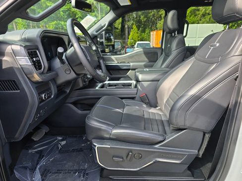 Used 2025 Ford F350 Platinum AWD/4WD image 20