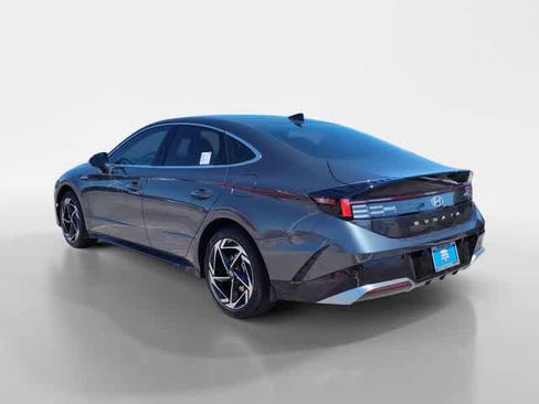 New 2026 Hyundai Sonata SEL image 3