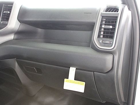 Used 2023 RAM 3500 Tradesman w/ Convenience Group image 30