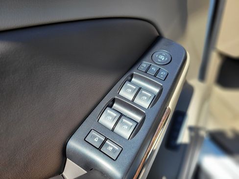 Certified 2020 Chevrolet Tahoe LT w/ RST Edition image 30