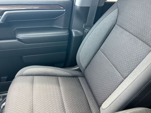 Used 2023 Chevrolet Silverado 1500 LT image 29