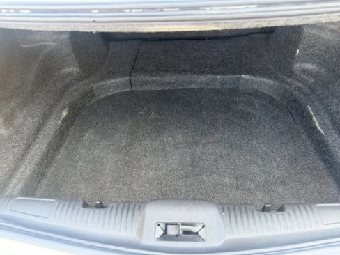 Used 2012 Lincoln MKS AWD image 20