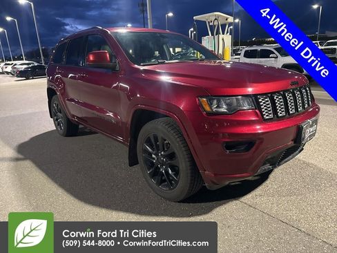 Used 2019 Jeep Grand Cherokee Altitude image 1