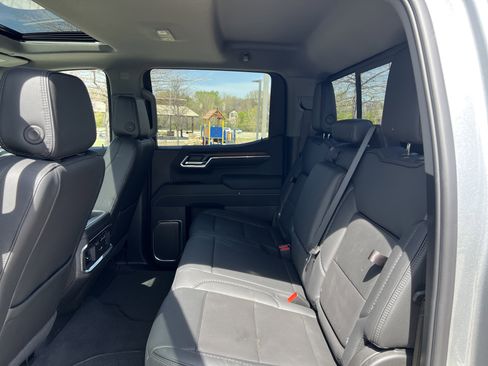 Used 2025 GMC Sierra 1500 Denali w/ Denali Reserve Package image 30