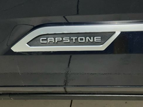 Used 2024 Toyota Sequoia Capstone image 9