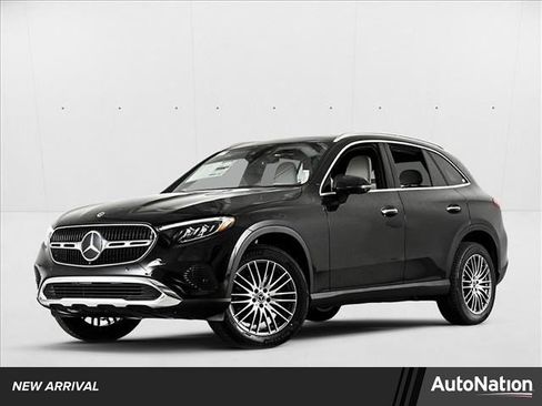 Used 2026 Mercedes-Benz GLC 300 4MATIC image 1