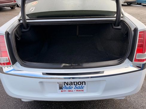 Used 2012 Chrysler 300 Limited image 20