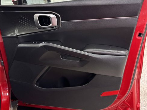 Used 2023 Kia Sorento EX image 21