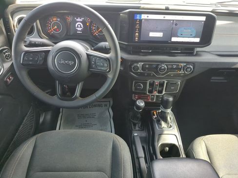 Used 2024 Jeep Wrangler Unlimited Sport AWD/4WD image 14