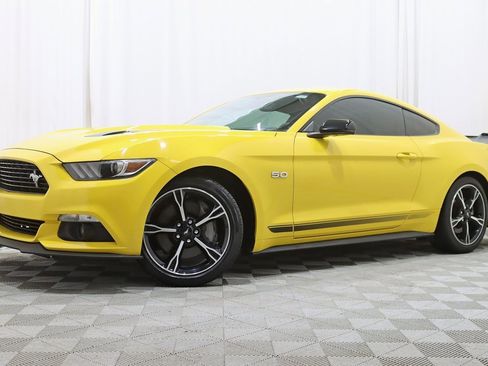 Used 2016 Ford Mustang GT Premium w/ Equipment Group 401A image 2