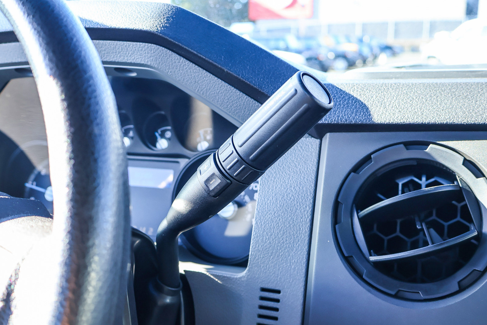 Used 2015 Ford F250 XL RWD image 6