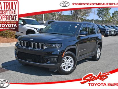 Used 2024 Jeep Grand Cherokee Laredo w/ Luxury Tech Group I