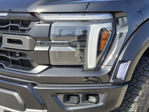 Used 2025 Ford F150 Raptor AWD/4WD image 15