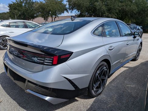 New 2026 Hyundai Sonata SEL FWD image 3