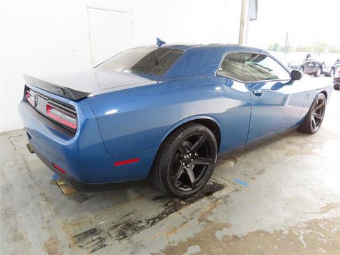Used 2020 Dodge Challenger SRT Hellcat w/ Plus Package RWD image 14
