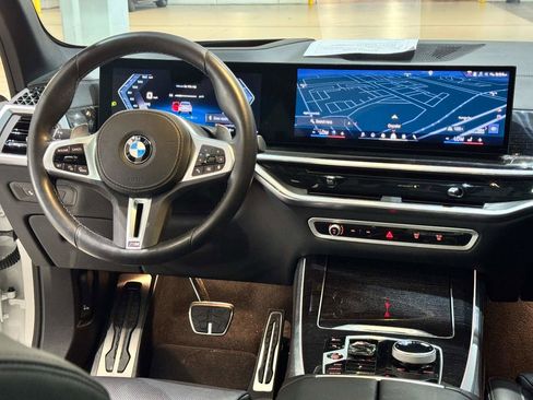Certified 2025 BMW X5 M60i w/ Executive Package AWD/4WD image 17