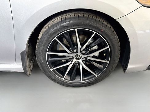 Used 2023 Toyota Camry SE FWD image 31
