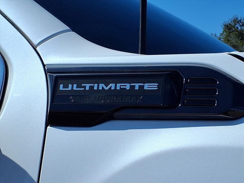 Used 2024 GMC Sierra 2500 Denali Ultimate image 11