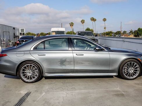 Used 2025 Mercedes-Benz S 580 4MATIC Sedan image 13