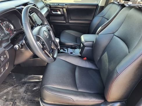 Used 2020 Toyota 4Runner TRD Off-Road Premium image 16