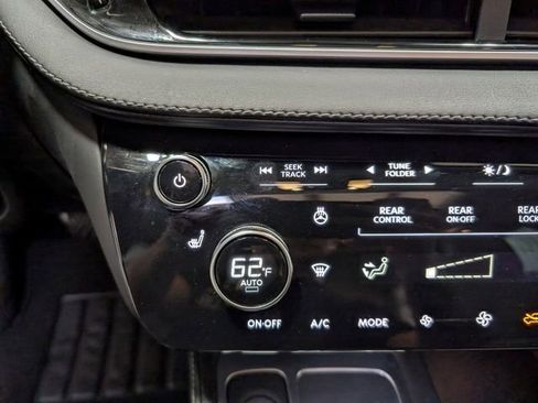 Used 2025 INFINITI QX60 Pure image 24