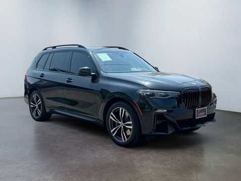 Used 2020 BMW X7 M50i w/ Executive Package AWD/4WD image 3