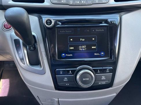 Used 2015 Honda Odyssey EX-L image 25