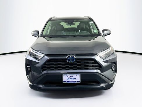 Used 2022 Toyota RAV4 XLE Premium AWD/4WD image 2