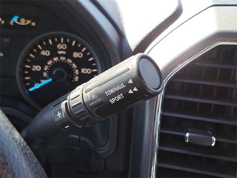 Used 2015 Ford F150 XLT w/ Equipment Group 302A Luxury image 20