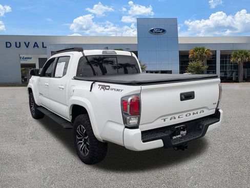 Used 2020 Toyota Tacoma TRD Sport w/ Phone Cable & Charge Package image 6