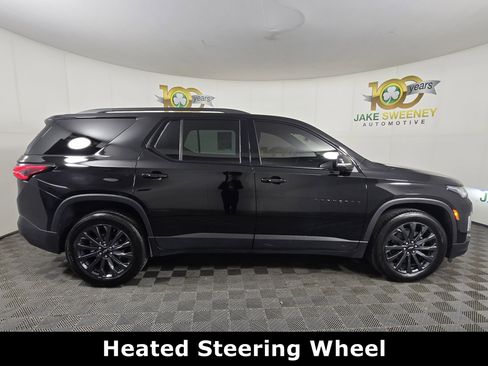 Used 2023 Chevrolet Traverse RS image 10