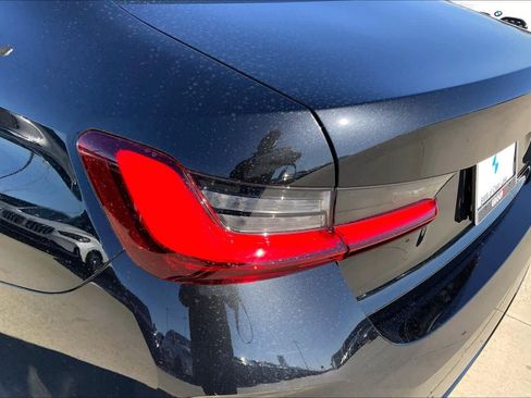 Certified 2025 BMW 330i Sedan image 28