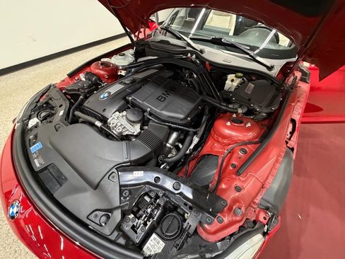 Used 2010 BMW Z4 sDrive35i RWD image 58