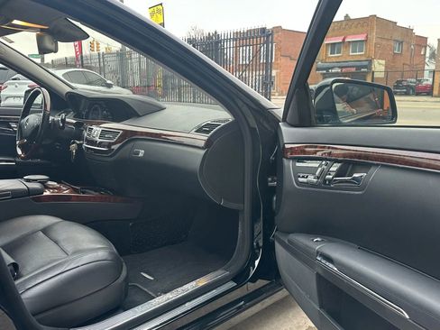 Used 2013 Mercedes-Benz S 550 4MATIC image 12