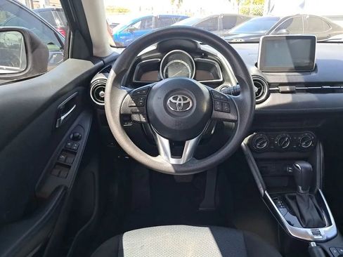 Used 2018 Toyota Yaris iA image 40