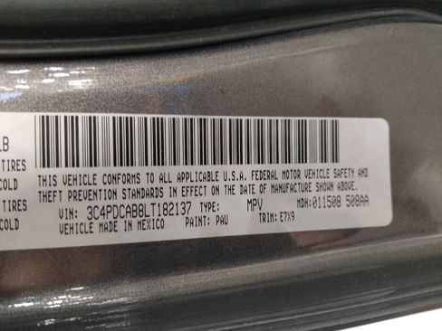 Used 2020 Dodge Journey SE w/ SE Popular Equipment Group FWD image 33