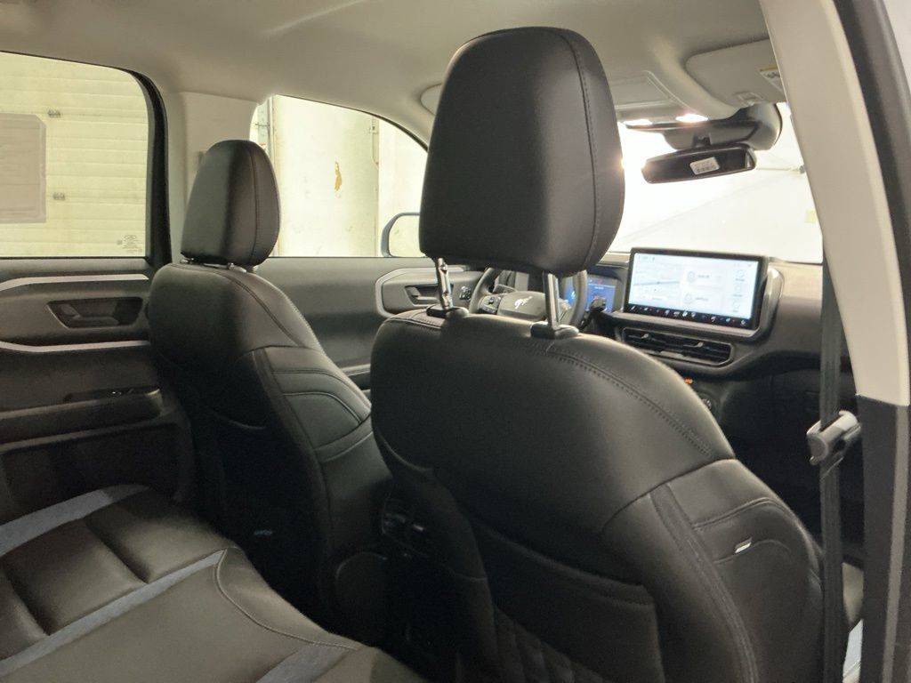 New 2026 Ford Bronco Sport Outer Banks w/ Outer Banks Tech Package+ AWD/4WD image 33