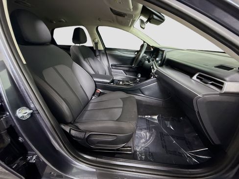 Used 2022 Kia K5 LXS image 29