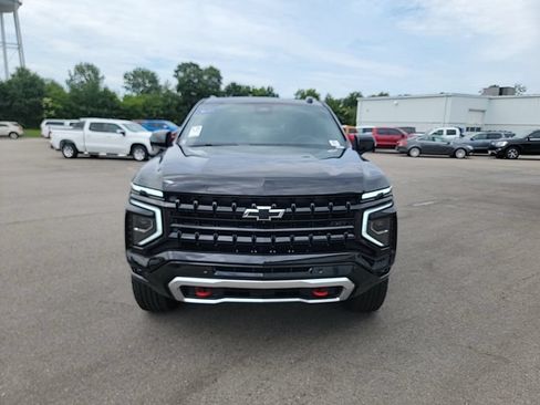 Used 2025 Chevrolet Tahoe Z71 w/ Comfort Package AWD/4WD image 8