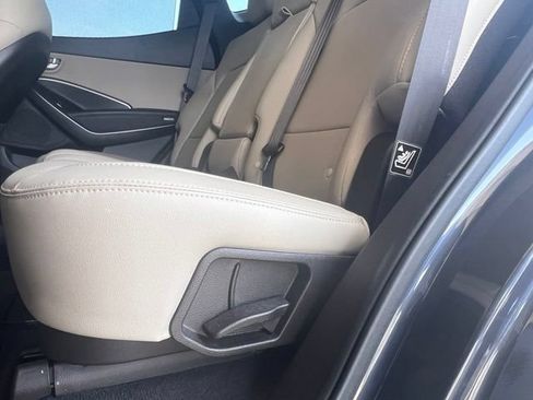 Used 2017 Hyundai Santa Fe Sport FWD image 13