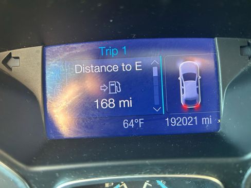 Used 2013 Ford Focus SE w/ SE Winter Pkg FWD image 21