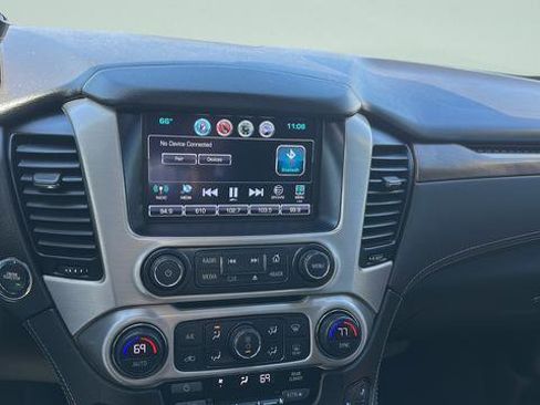 Used 2020 GMC Yukon Denali AWD/4WD image 16
