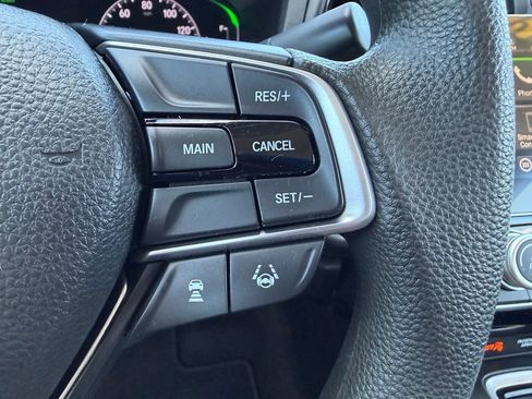 Used 2019 Honda Insight EX image 11