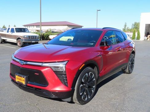 Used 2024 Chevrolet Blazer EV RS image 3