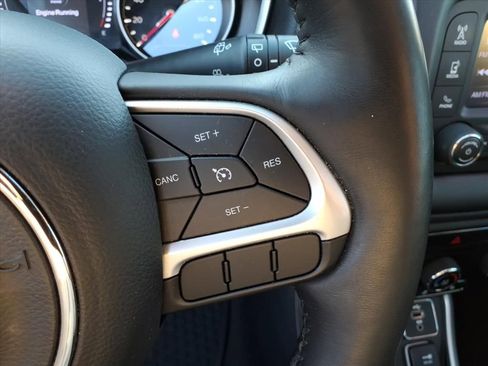 Used 2018 Jeep Compass Sport w/ Cold Weather Group image 22